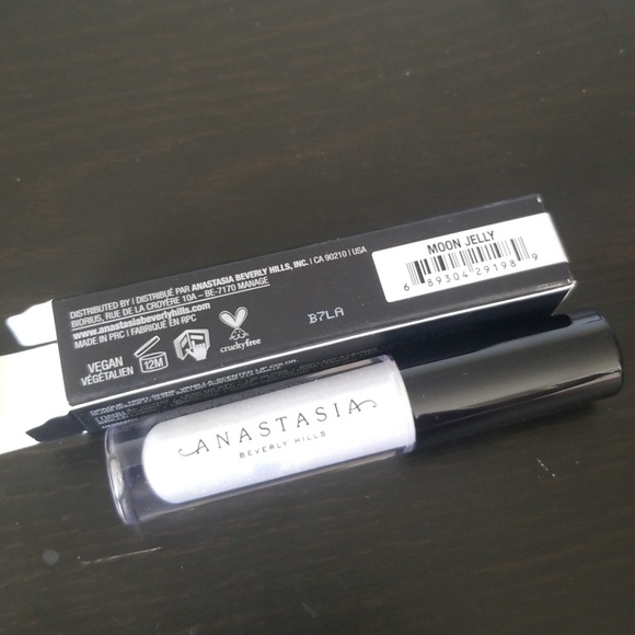 Anastasia Beverly Hills

Lip Gloss - Picture 2 of 5